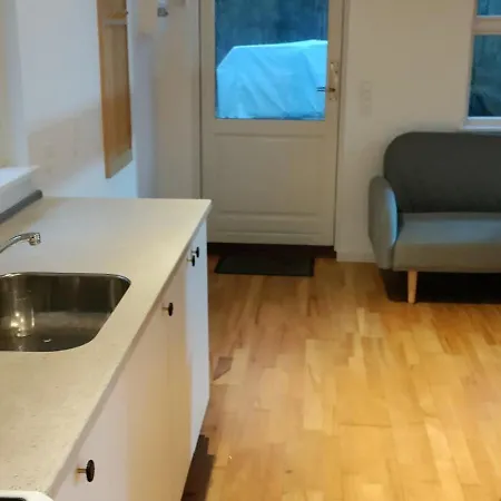 Semesterbostad Hyggeligt Lille